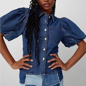 🎀LEVIS🎀 blue denim puff sleeve roxy button up shirt blouse